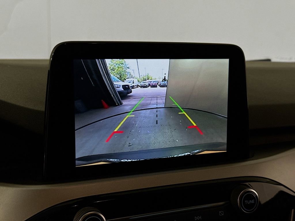 Certified 2022 Ford Escape SEL FWD image 17