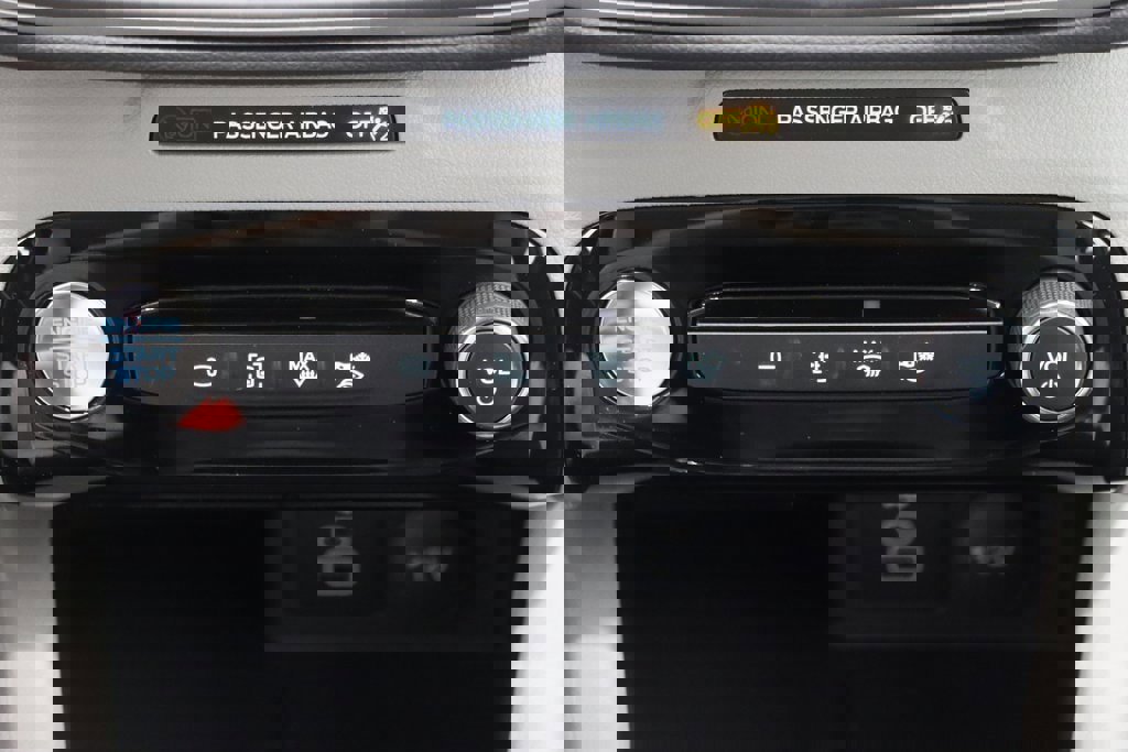 Certified 2024 Ford Escape SE image 64