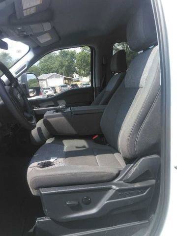 Certified 2025 Ford F350 XLT AWD/4WD image 9