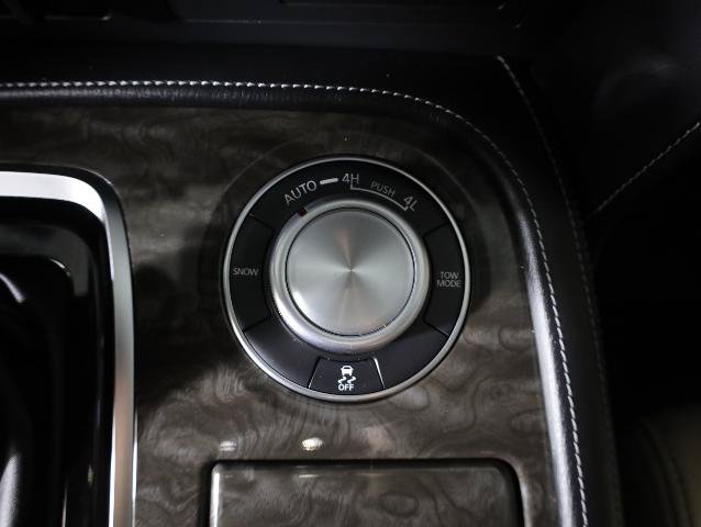 Used 2022 Nissan Armada Platinum AWD/4WD image 27