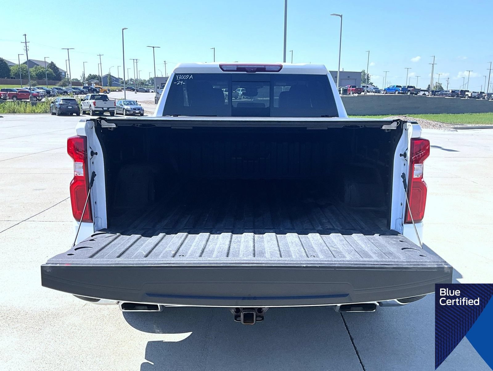 Used 2024 Chevrolet Silverado 1500 LTZ AWD/4WD image 22