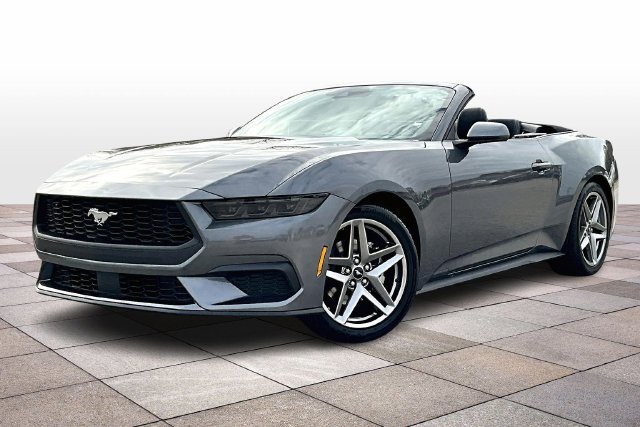 Certified 2026 Ford Mustang Convertible w/ Anti-Theft Package RWD image 2