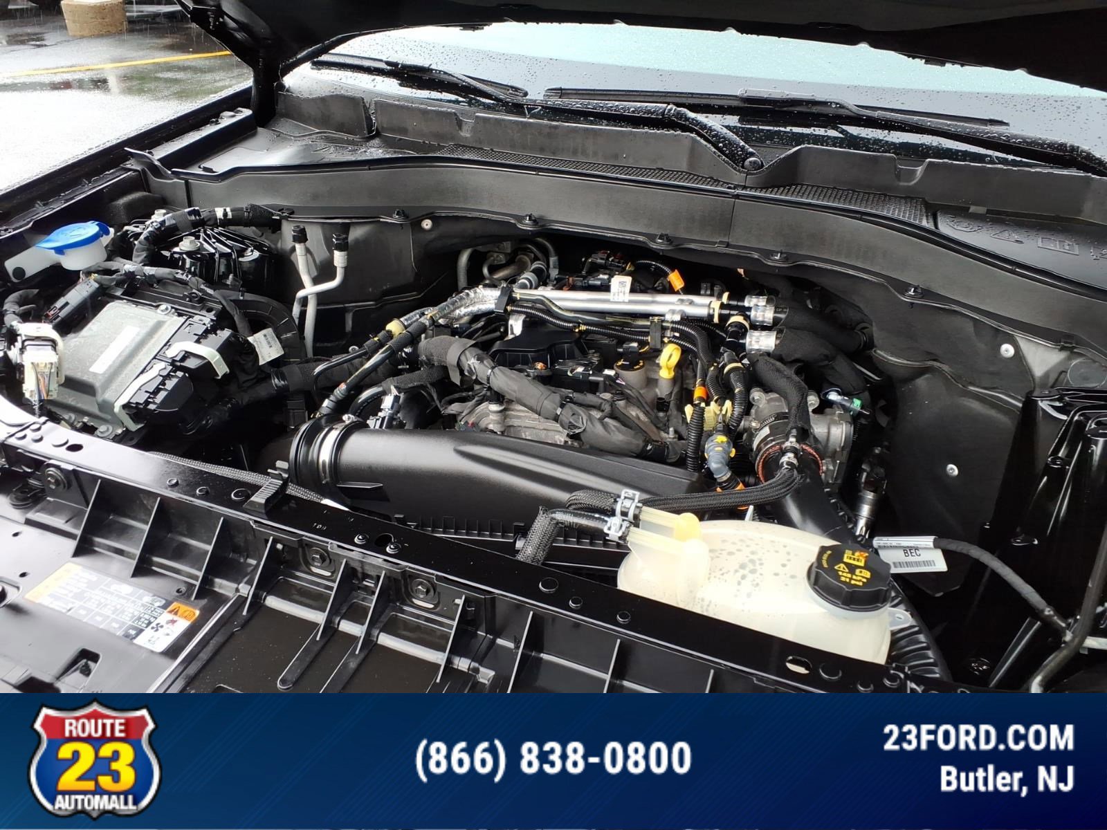 Certified 2025 Ford Explorer Active w/ Active Comfort Package AWD/4WD image 27