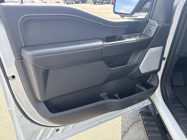 Certified 2025 Ford F150 Lariat w/ Equipment Group 502A High image 17