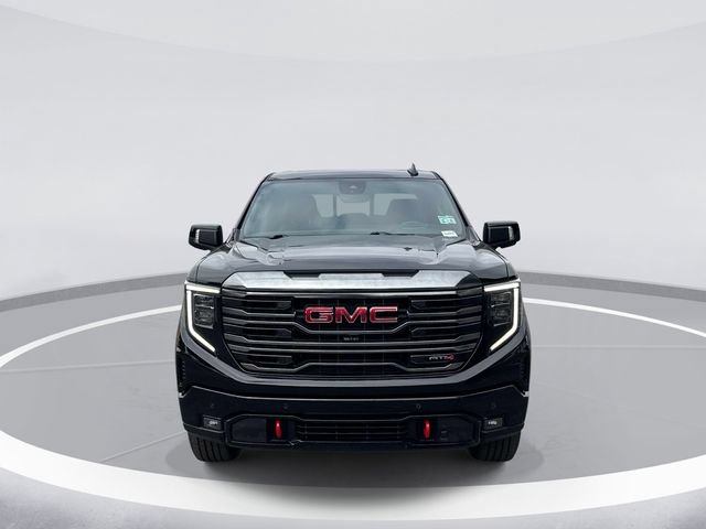 Used 2022 GMC Sierra 1500 AT4 w/ AT4 Premium Package AWD/4WD image 2