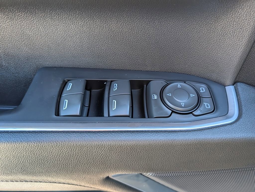 Used 2022 Chevrolet Silverado 1500 RST image 22