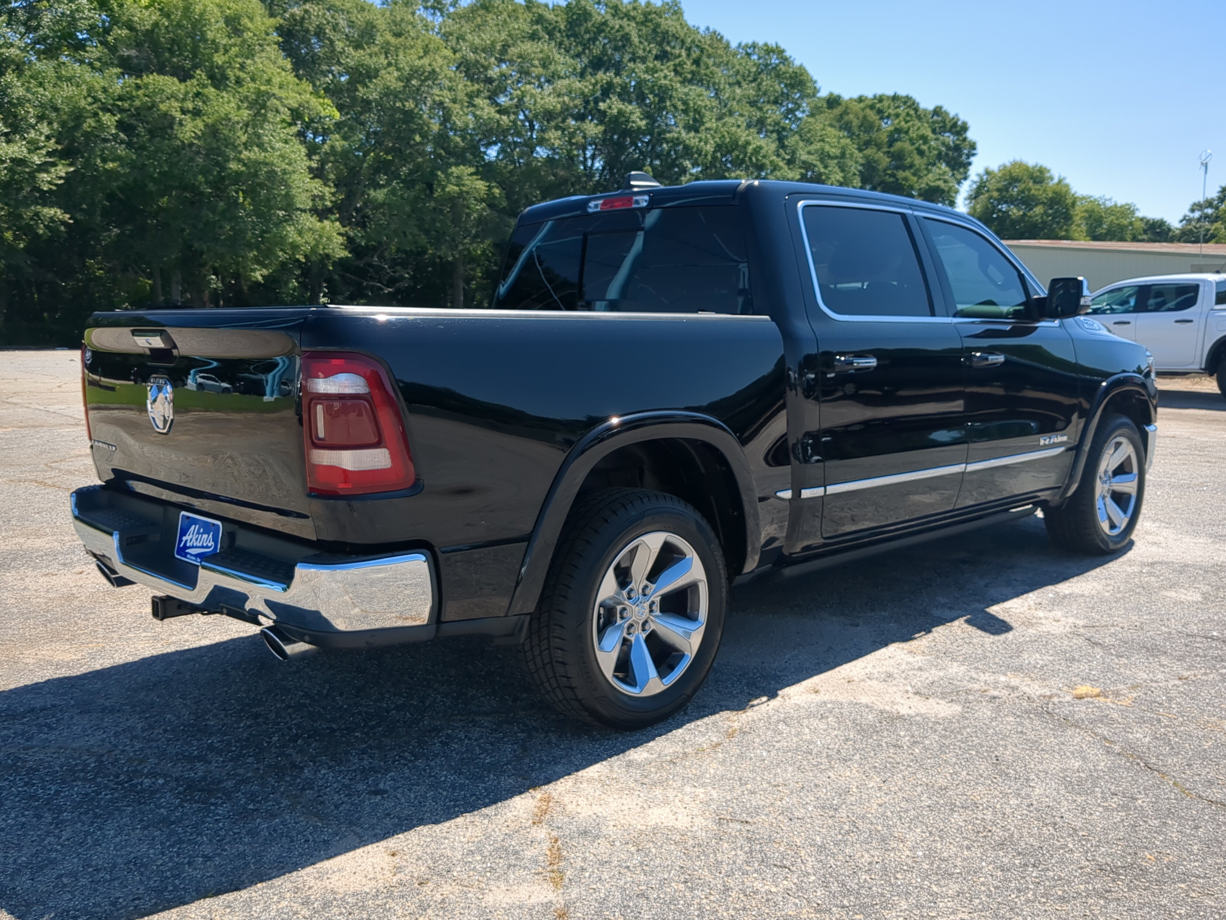 Used 2020 RAM 1500 Limited RWD image 3