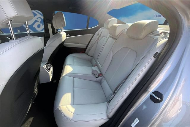 Used 2025 Genesis G70 2.5T AWD/4WD image 25
