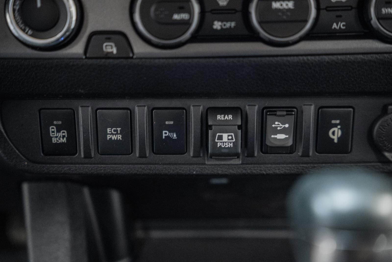 Used 2019 Toyota Tacoma TRD Sport image 26