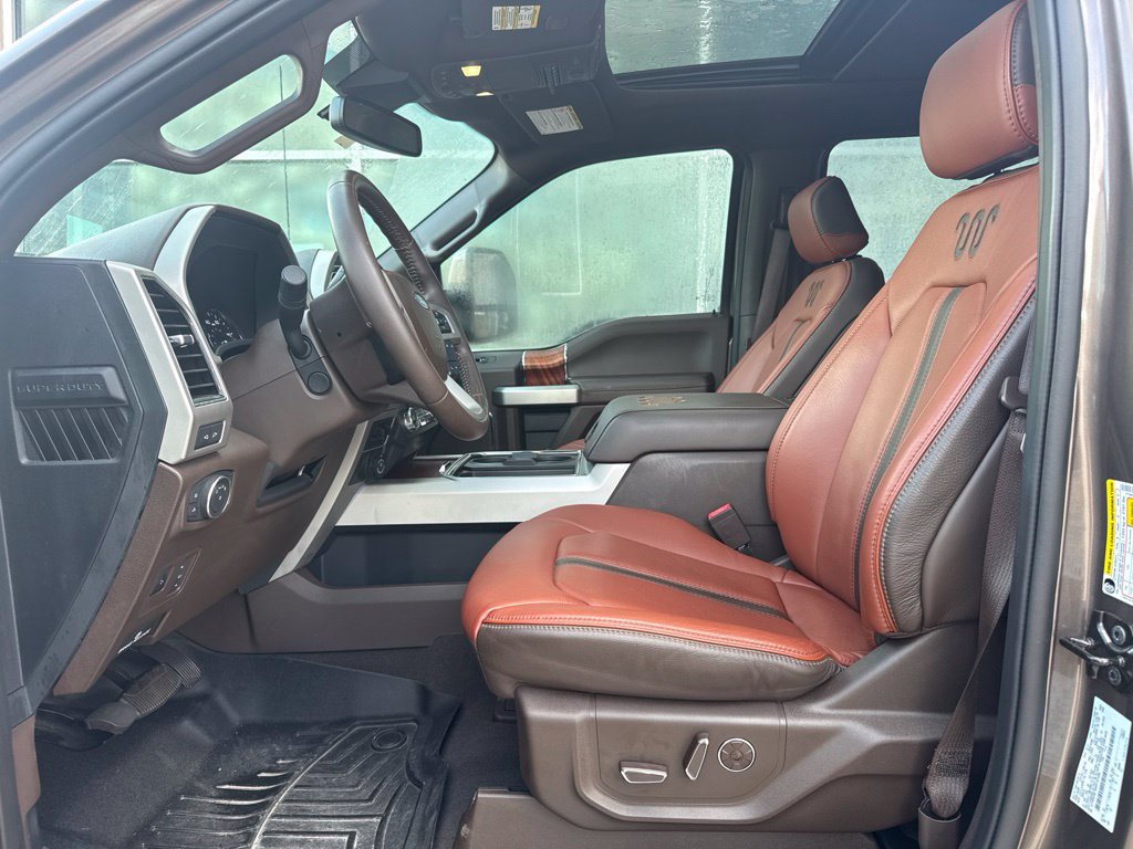 Certified 2022 Ford F250 King Ranch w/ King Ranch Ultimate Package AWD/4WD image 9