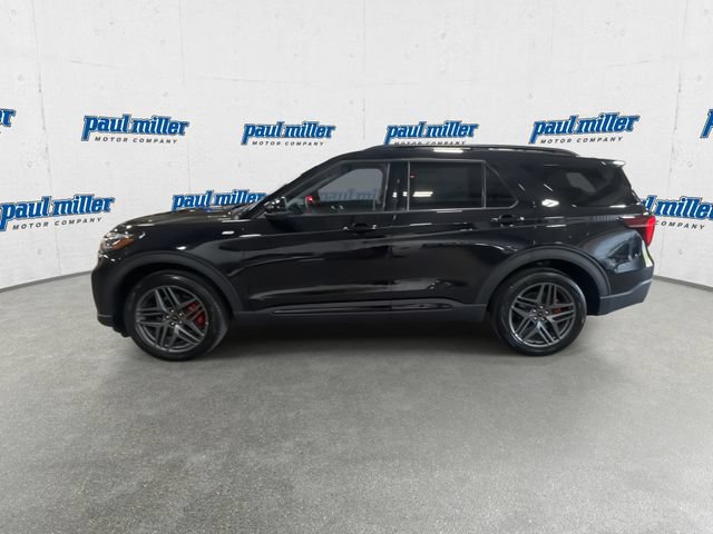 Certified 2025 Ford Explorer ST-Line w/ ST-Line Street Pack AWD/4WD image 10