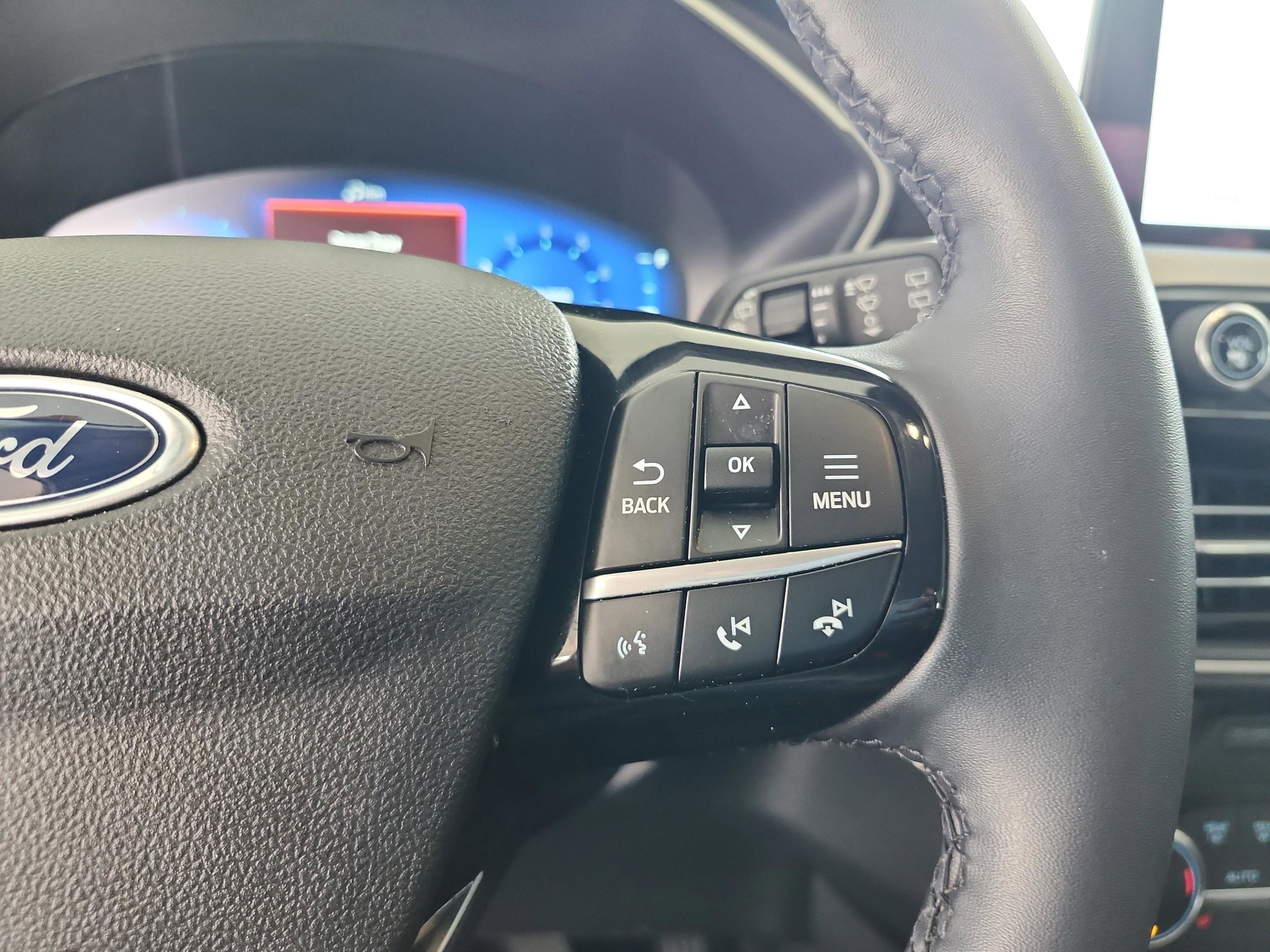 Certified 2022 Ford Escape SEL w/ Technology Package FWD image 29