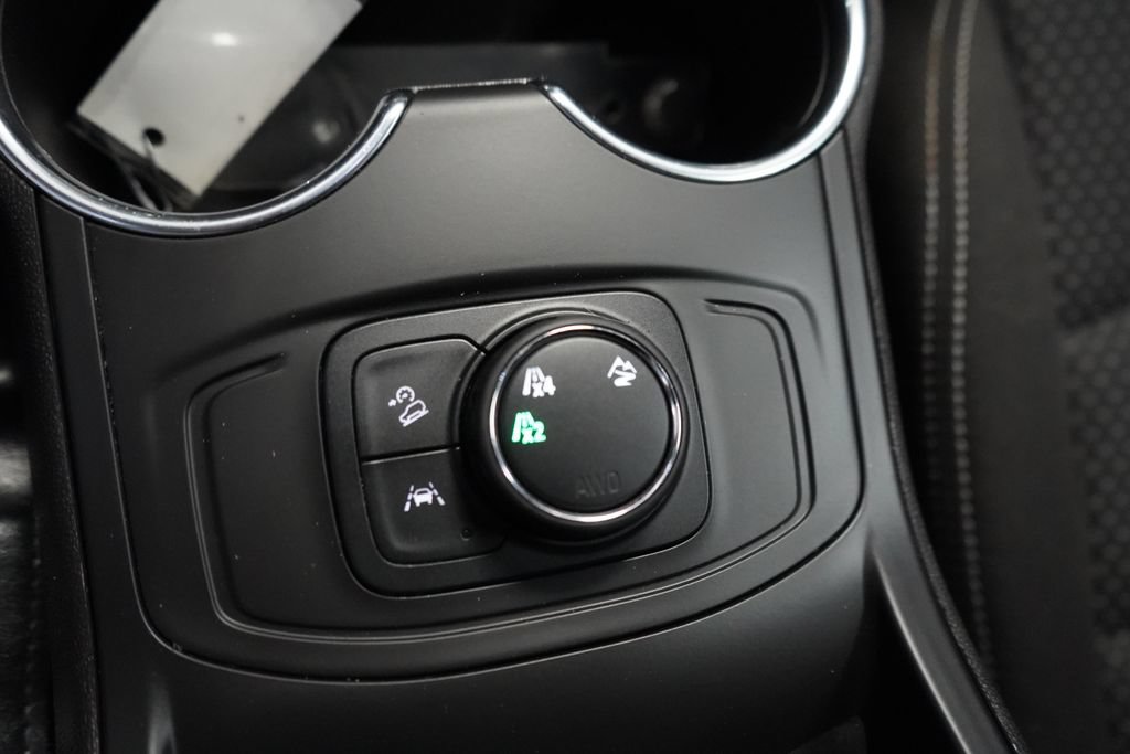 Used 2024 GMC Terrain SLE AWD/4WD image 38