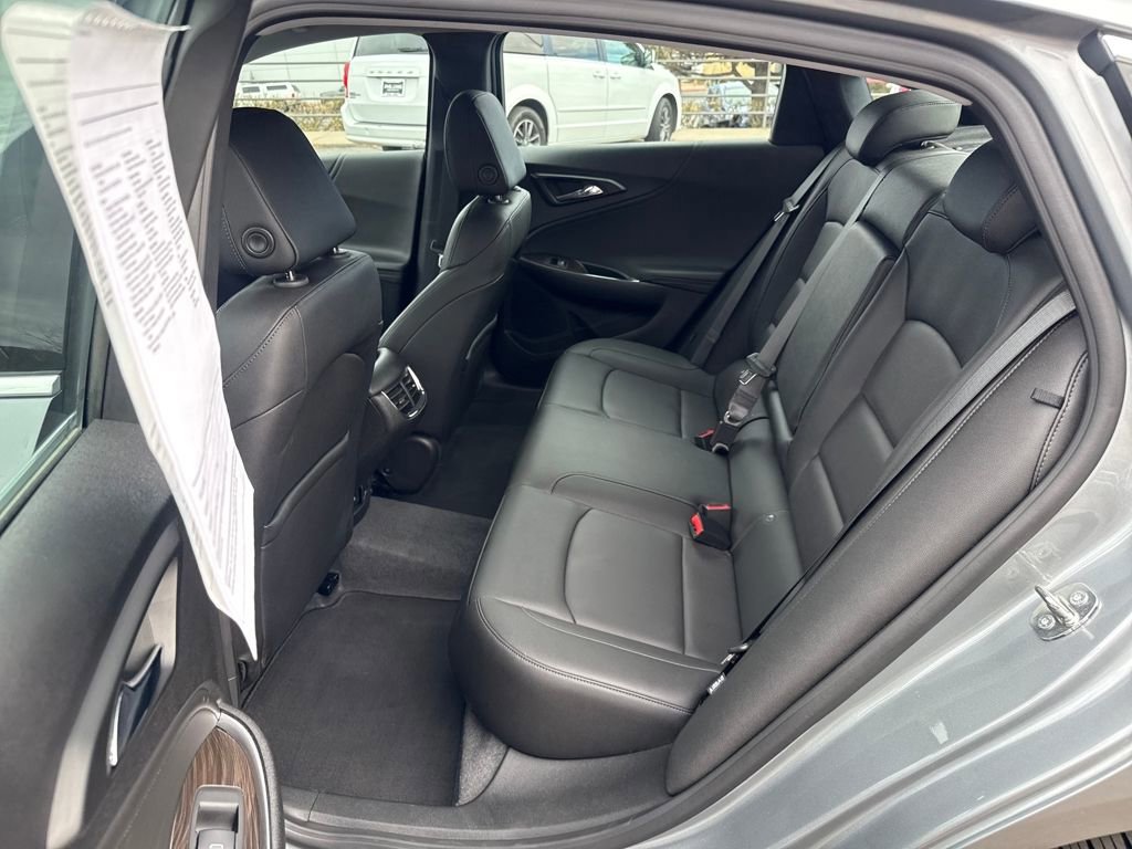 Used 2024 Chevrolet Malibu LT image 18