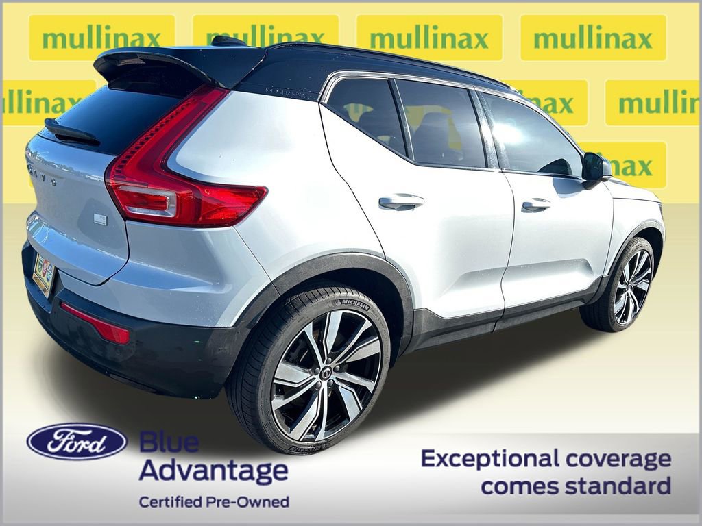 Used 2021 Volvo XC40 P8 Recharge w/ Advanced Package AWD/4WD image 3