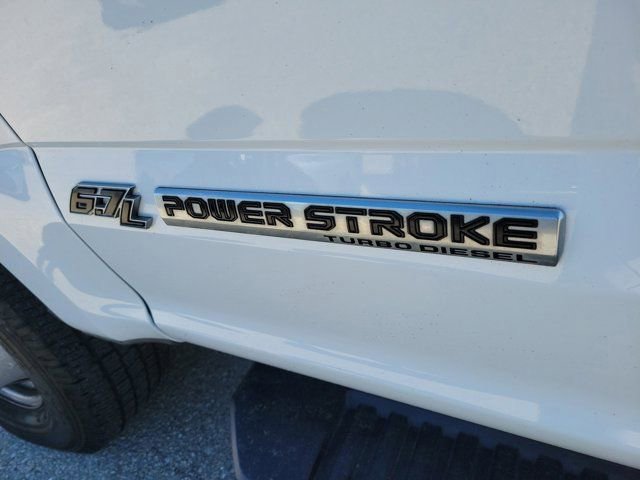 Certified 2022 Ford F350 XL w/ Power Equipment Group image 10