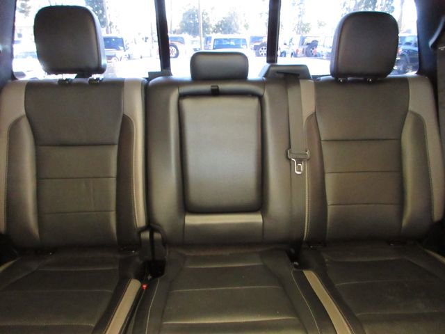 Certified 2017 Ford F150 Raptor w/ Equipment Group 802A Luxury image 27