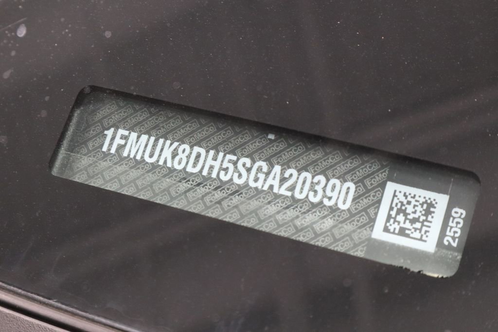 Certified 2025 Ford Explorer Active image 32