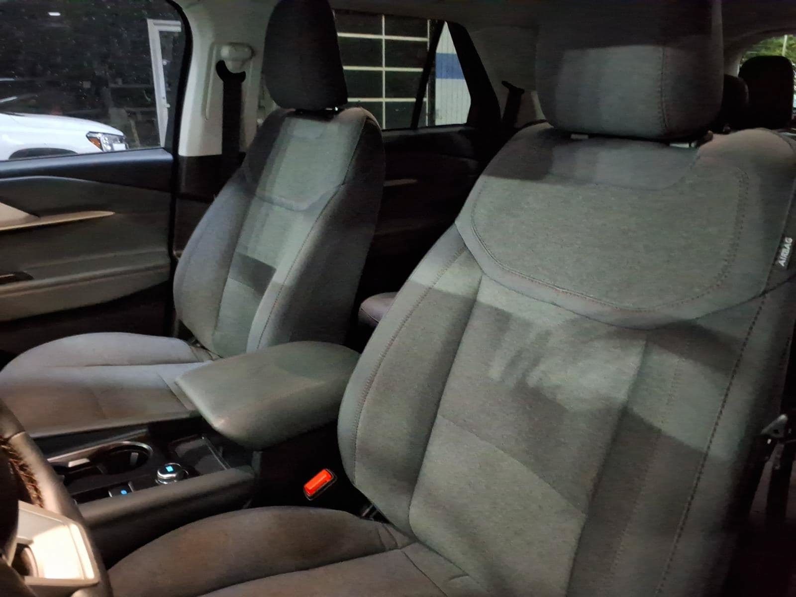 Certified 2025 Ford Explorer Active AWD/4WD image 11