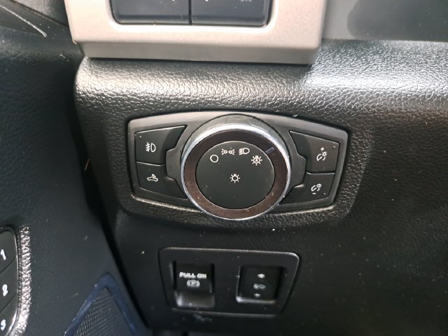 Certified 2019 Ford F150 Lariat w/ Equipment Group 502A Luxury AWD/4WD image 25