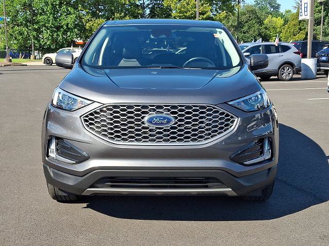 Certified 2024 Ford Edge SEL w/ Convenience Package AWD/4WD image 2