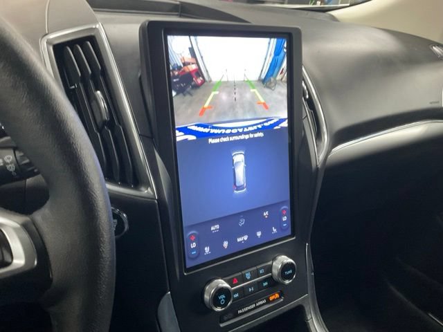 Certified 2024 Ford Edge Titanium AWD/4WD image 11