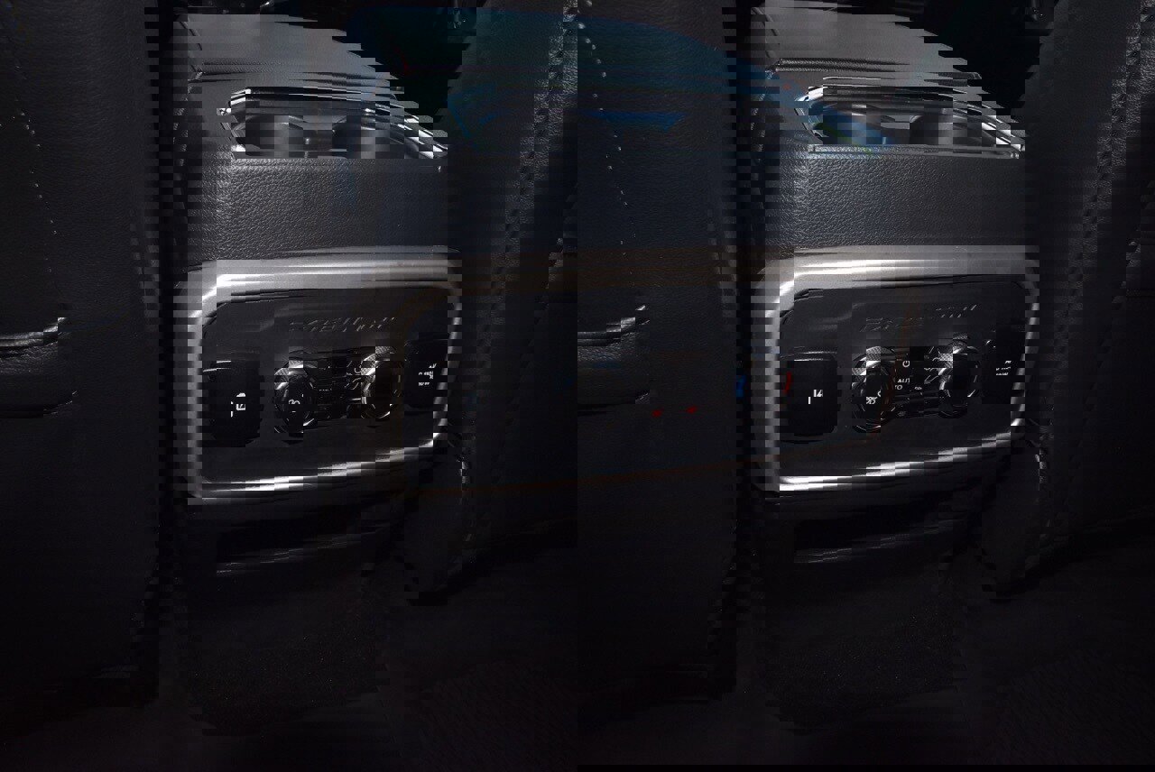 Certified 2023 Ford Expedition Limited image 21