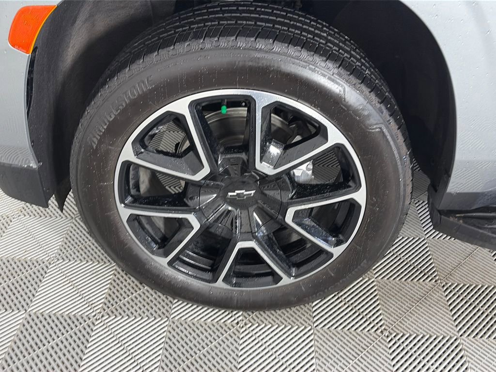 Used 2024 Chevrolet Tahoe RST w/ Luxury Package image 8