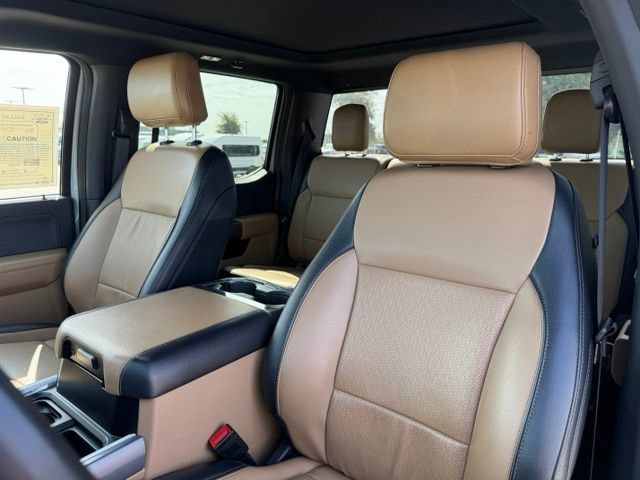 Certified 2025 Ford F450 Lariat w/ Chrome Package AWD/4WD image 12