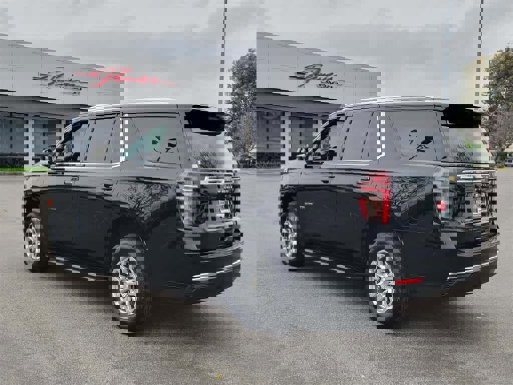 Used 2024 Chevrolet Tahoe LT image 3