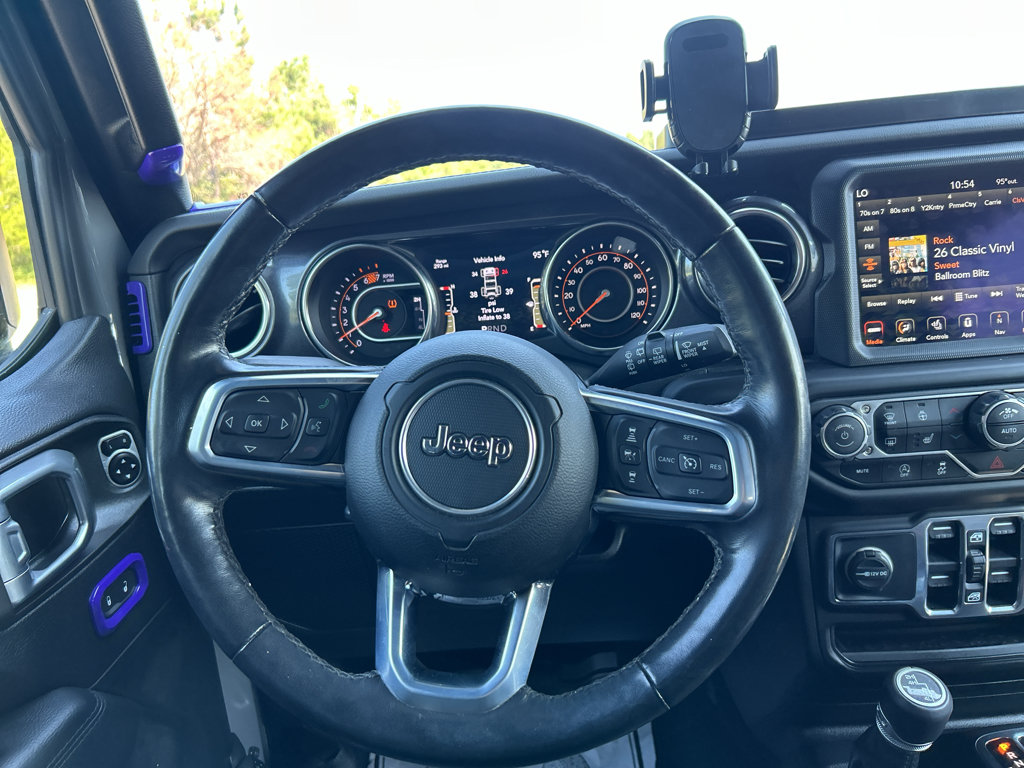 Used 2020 Jeep Wrangler Unlimited Sahara AWD/4WD image 13