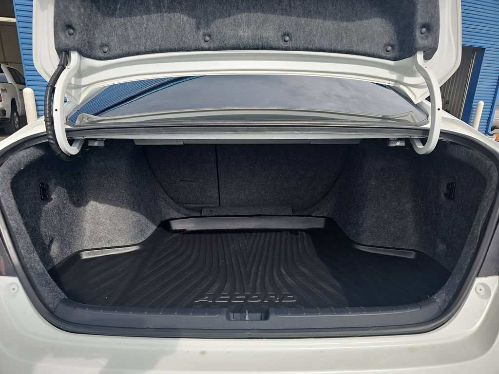 Used 2021 Honda Accord Sport image 12