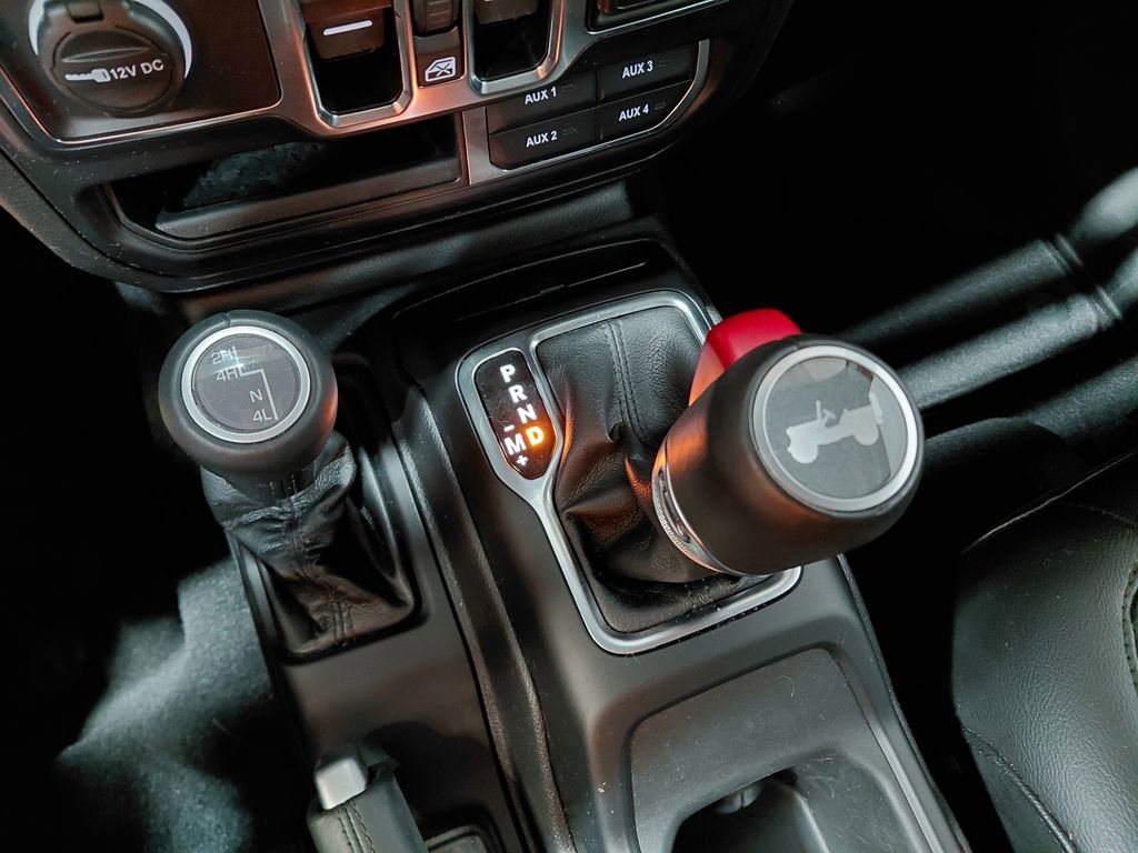 Used 2023 Jeep Wrangler Unlimited Sahara AWD/4WD image 37
