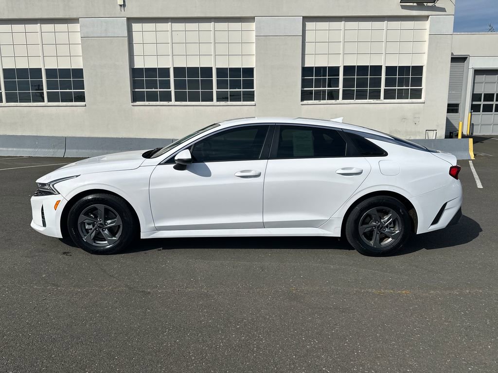 Used 2021 Kia K5 LX FWD image 3