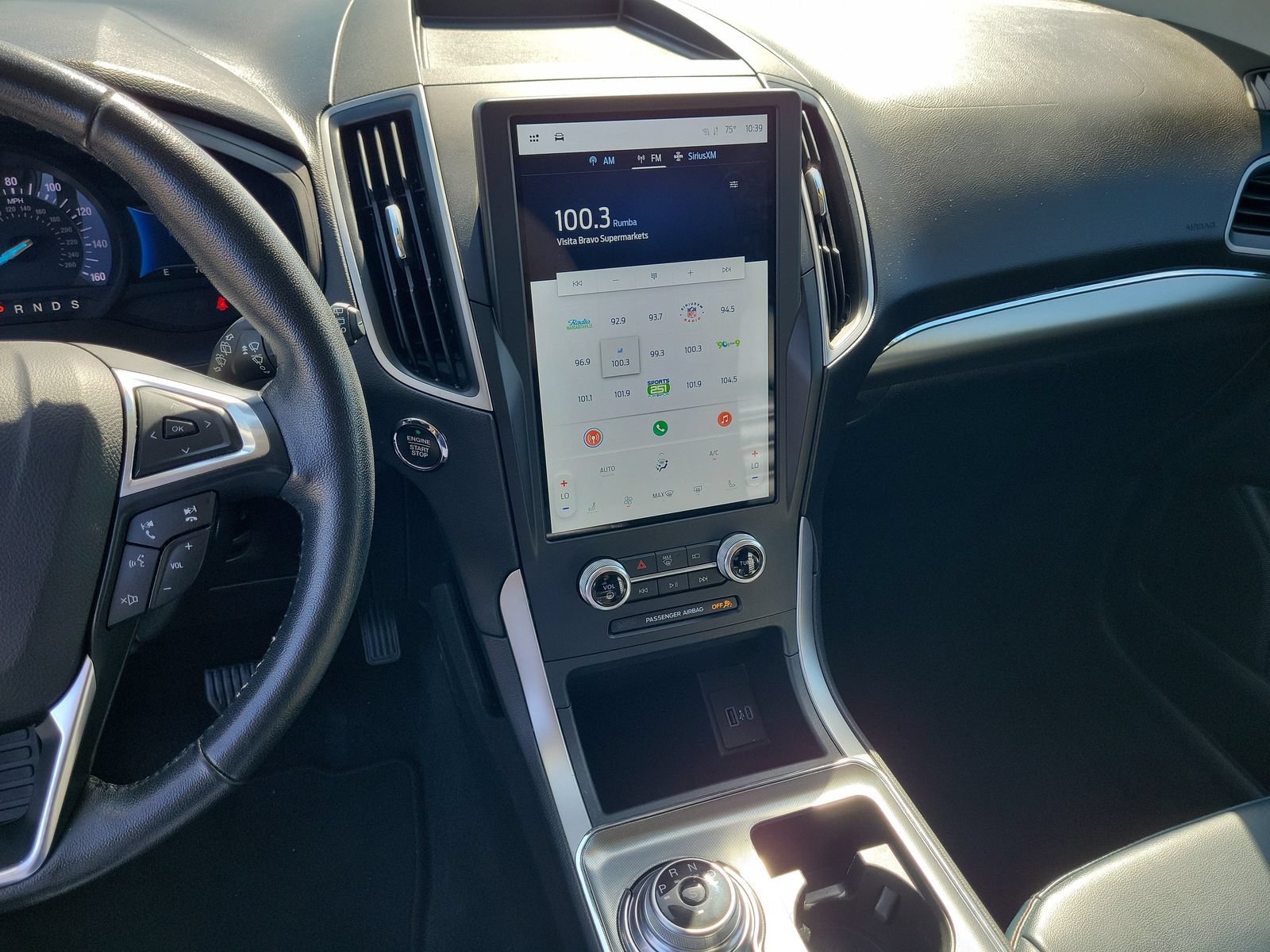Certified 2022 Ford Edge SEL w/ Sport Appearance Package AWD/4WD image 24