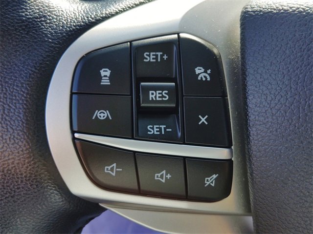 Certified 2022 Ford Explorer XLT w/ Equipment Group 202A image 17