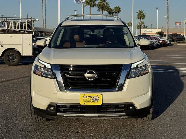 Used 2023 Nissan Pathfinder Platinum image 8