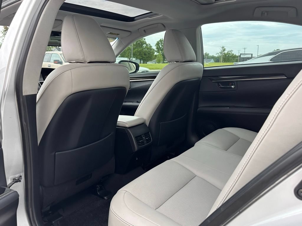 Used 2018 Lexus ES 350 w/ Navigation System Package FWD image 15