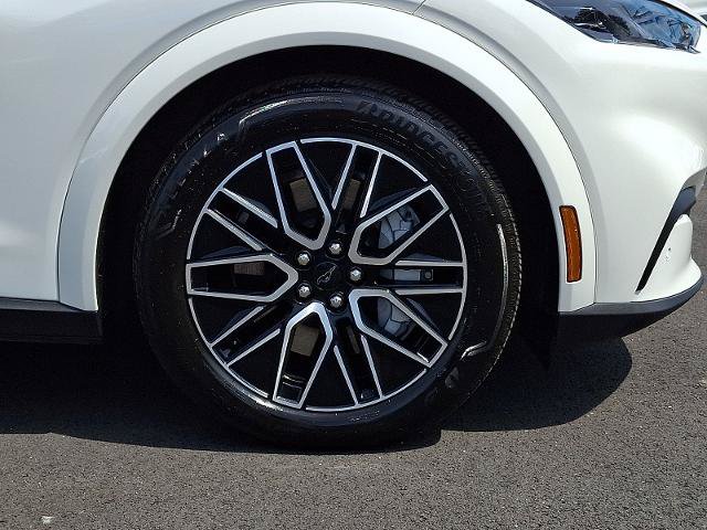 Certified 2025 Ford Mustang Mach-E Premium AWD/4WD image 8