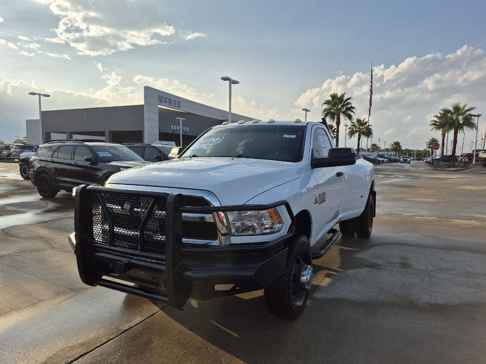 Used 2018 RAM 3500 Tradesman w/ Chrome Appearance Group