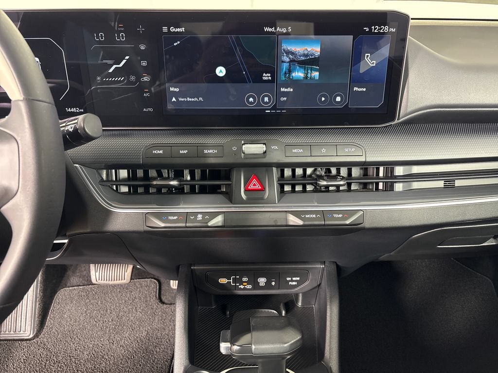 Used 2025 Kia K4 GT-Line FWD image 30
