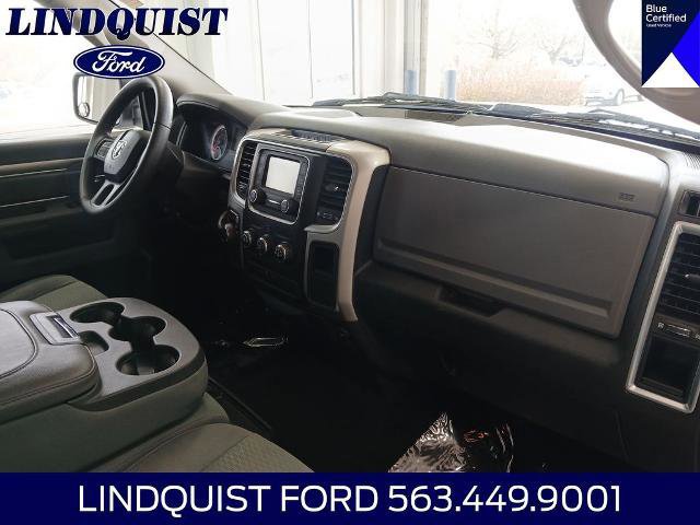 Used 2019 RAM 1500 Classic SLT RWD image 17