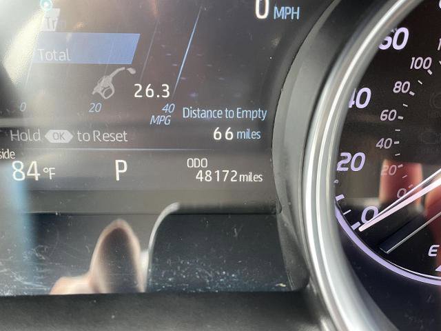 Used 2018 Toyota Camry XLE FWD image 3