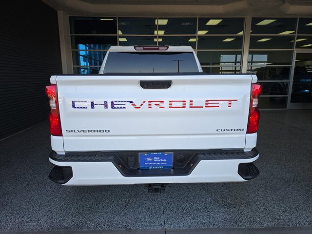 Used 2022 Chevrolet Silverado 1500 Custom image 13