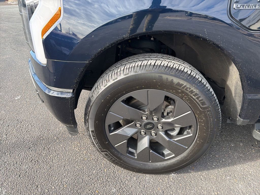 Certified 2023 Ford F150 Lightning Lariat image 21