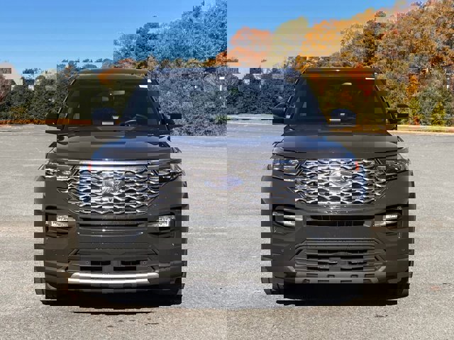 Certified 2022 Ford Explorer Platinum w/ Equipment Group 601A image 9