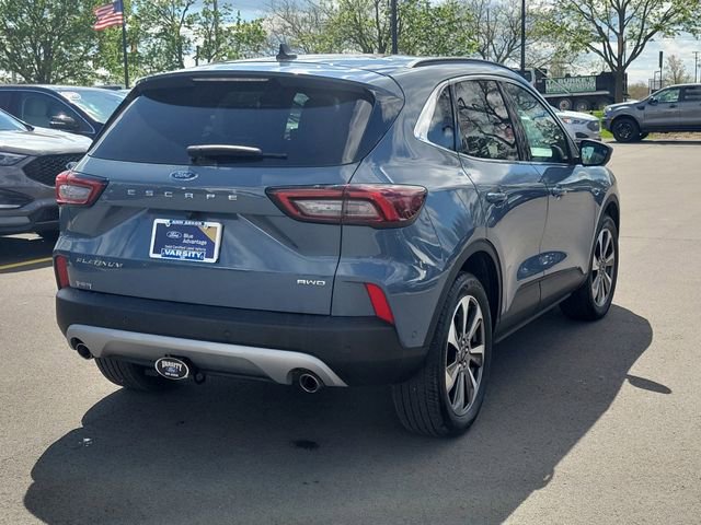 Certified 2024 Ford Escape Platinum w/ Premium Technology Package AWD/4WD image 4