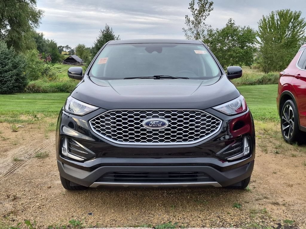 Certified 2024 Ford Edge SEL w/ Convenience Package AWD/4WD image 6
