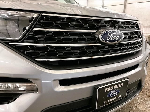 Certified 2023 Ford Explorer XLT w/ Equipment Group 202A AWD/4WD image 30