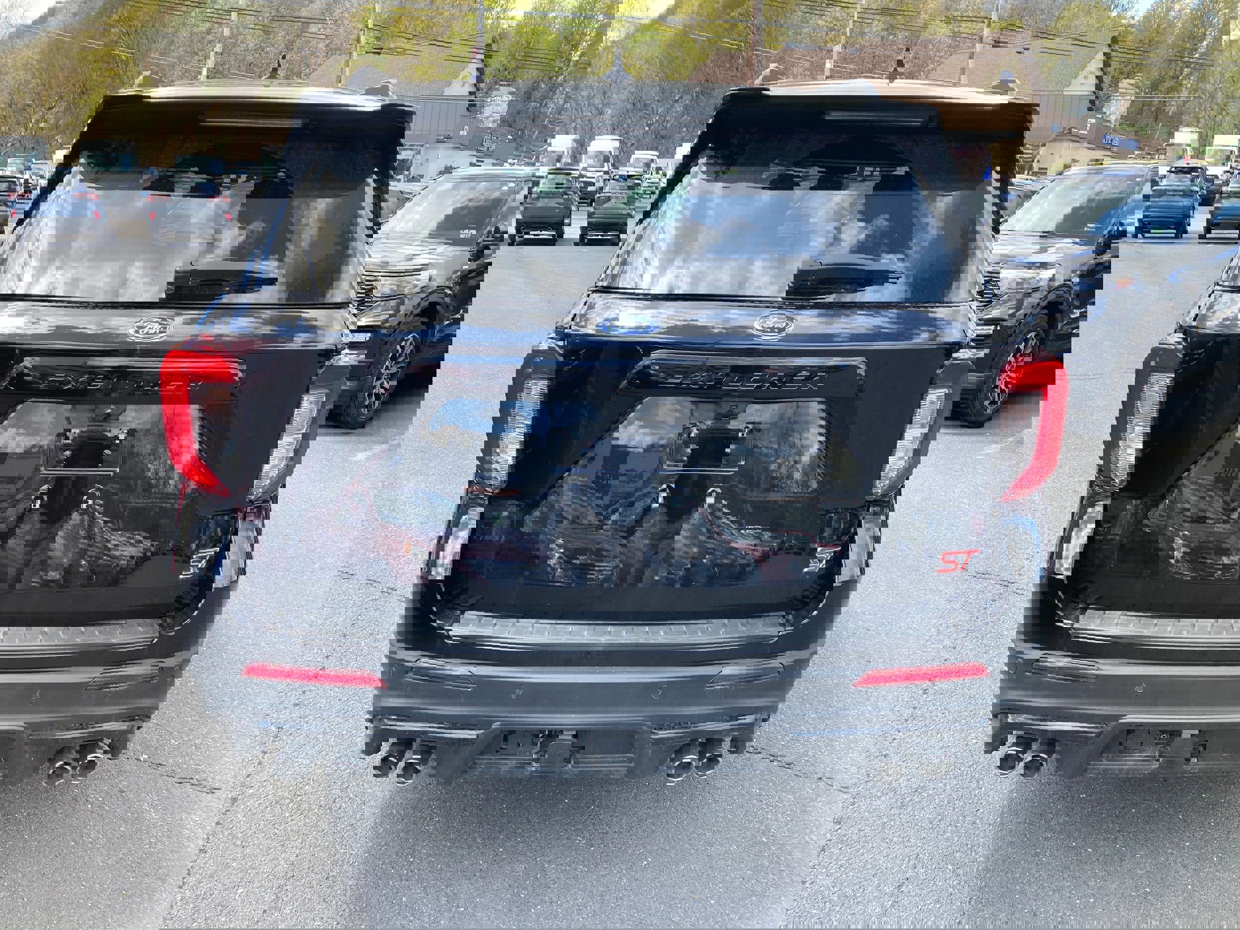 Certified 2023 Ford Explorer ST w/ Equipment Group 401A image 3